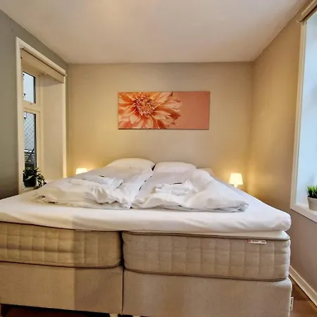 Feriehus Sleep Well In Cozy Hideout - Bryggen Across The Bay