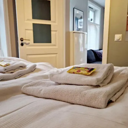 Sleep Well In Cozy Hideout - Bryggen Across The Bay Feriehus *
