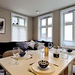 Sleep Well In Cozy Hideout - Bryggen Across The Bay