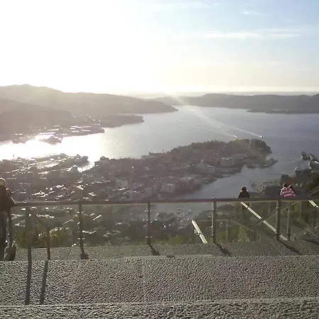 Ferienhaus Sleep Well In Cozy Hideout - Bryggen Across The Bay